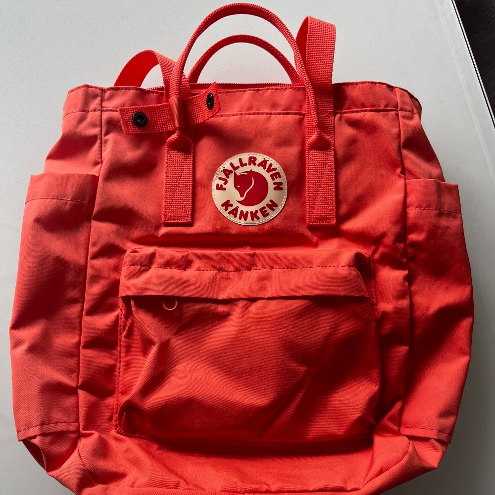 NWOT Fjallraven KanKen Backpack Bag